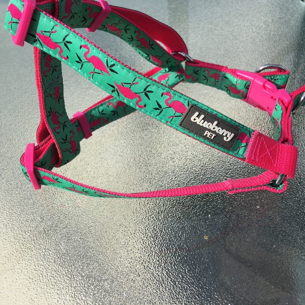 Blueberry Pet Flamingo Dog Harness Green and Pink NWOT - Chest = 19”